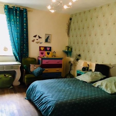 Maison Face A L'Etang Précy المظهر الخارجي الصورة